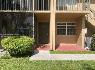 10476 NW 8th St #104, Hollywood, FL 33026