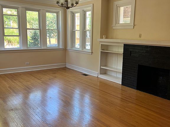 5th image of 3741 W Windsor Ave #1