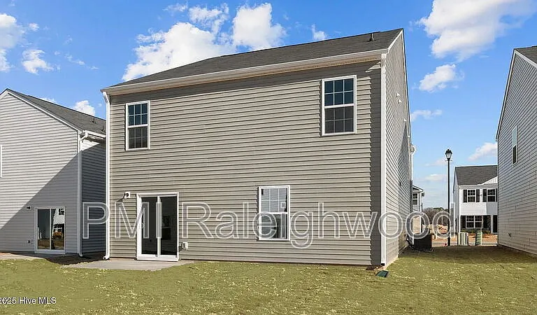286 Palm Dr — Photo 30