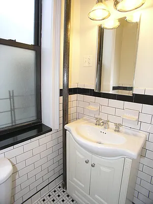 Rented by Townsley & Gay, LLC | media 9