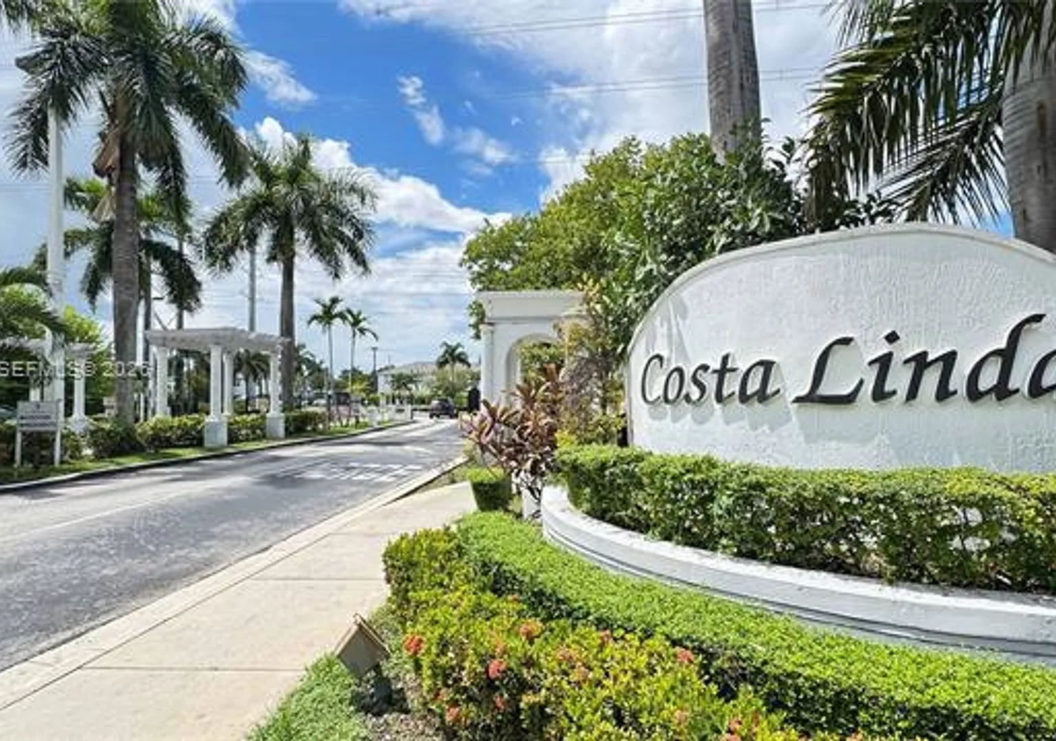 5470 NW 107th Ave th 801, Doral, FL 33178 — Photo 2