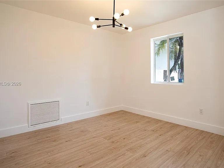 15340 SW 85th Ave — Photo 15