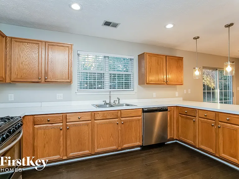 4360 Sentinel Pl NW — Photo 8