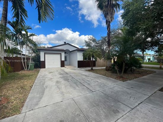 407 NW 9th Ct, Homestead, FL 33030