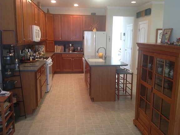 Kit NaturalCherryCabinets