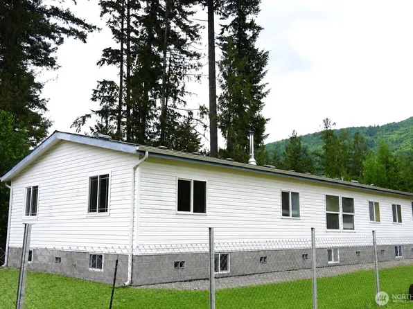 8375 Golden Valley Boulevard, Maple Falls, WA 98266