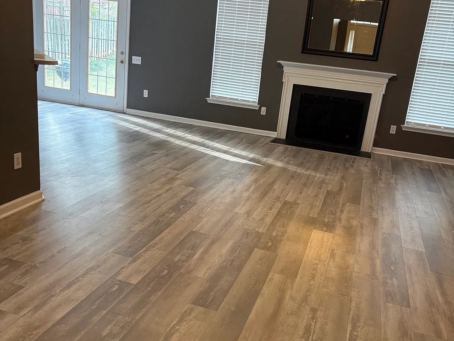 3 bed, 1584 sqft, $1,990 — Photo 3