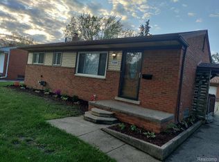 11657 Engleman Rd, Warren, MI 48089
