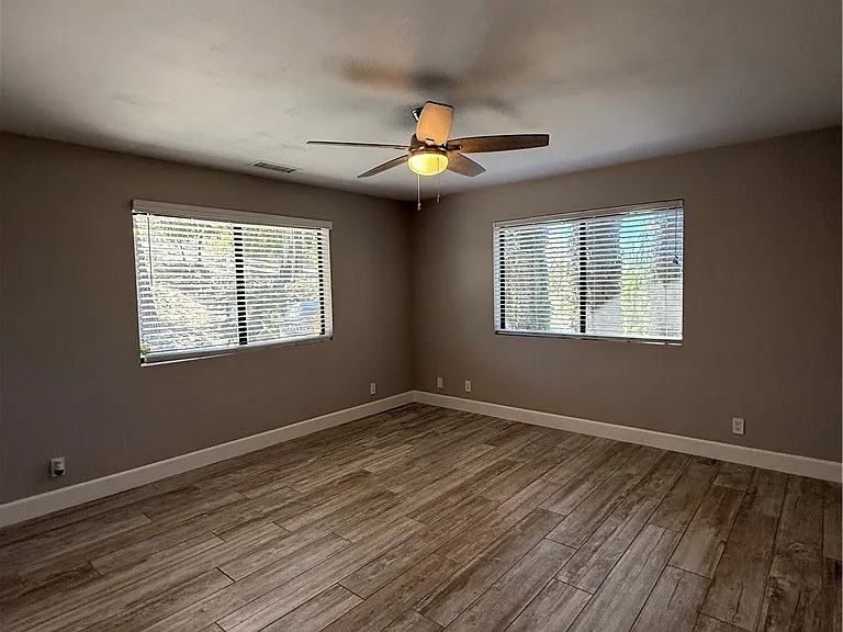 27258 Kiavo Dr — Photo 31