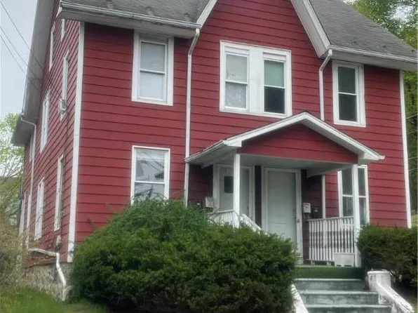 47 E High St, Bangor, PA 18013