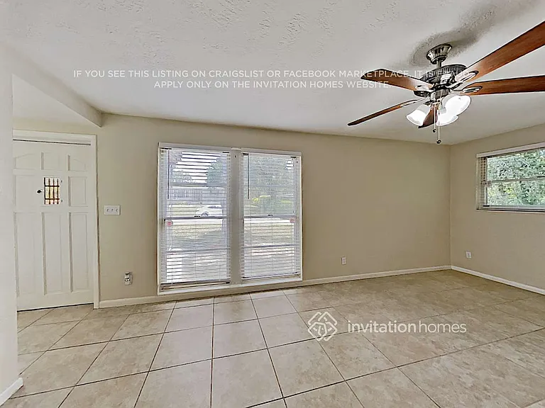 207 Redwood Ave — Photo 5