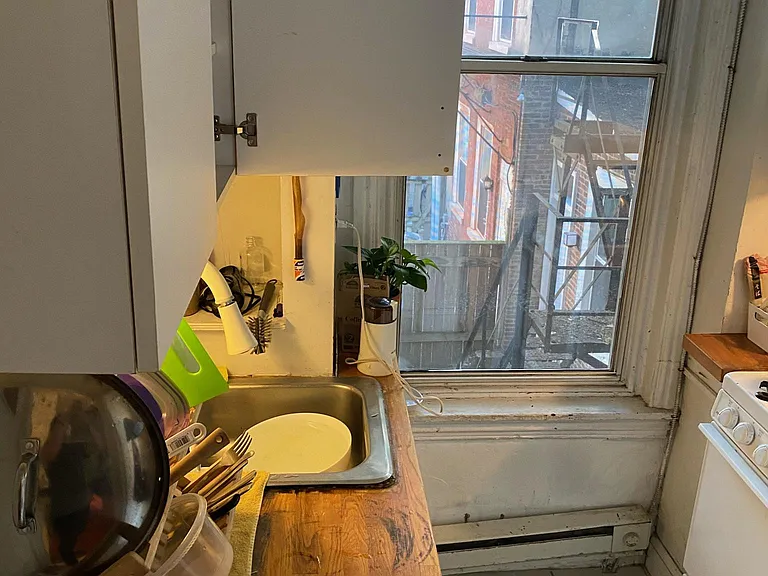 421 S 15th St #2R — Photo 7