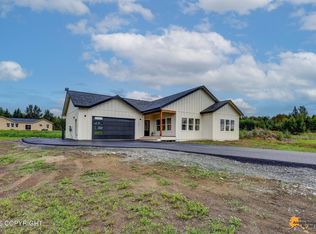 11879 E Apple Cir, Palmer, AK 99645