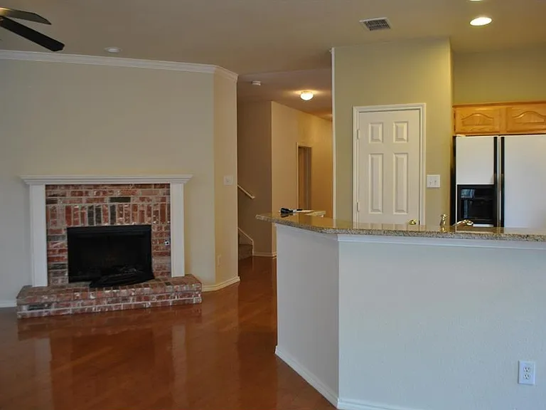 629 Bella Vista Dr — Photo 10