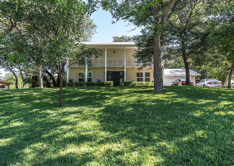 1st image of 4211 Willowbrook Dr