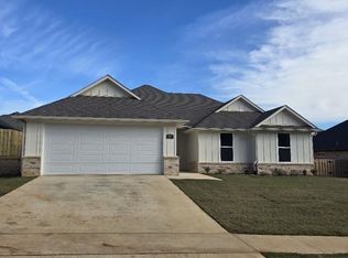 905 Alex Dr, Whitehouse, TX 75791