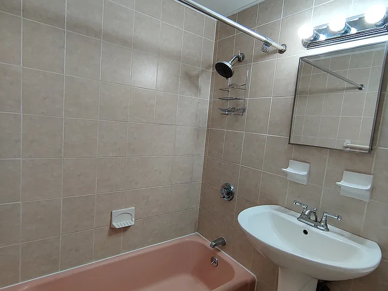 168 Winthrop Rd #2 — Photo 5