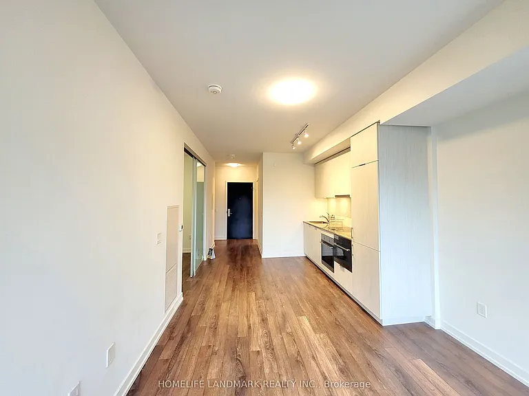 158 Front St E #623 — Photo 19