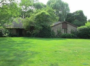 2315 Applewood Dr, Toledo, OH 43615