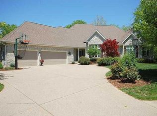 13716 Creekridge Ln, McCordsville, IN 46055