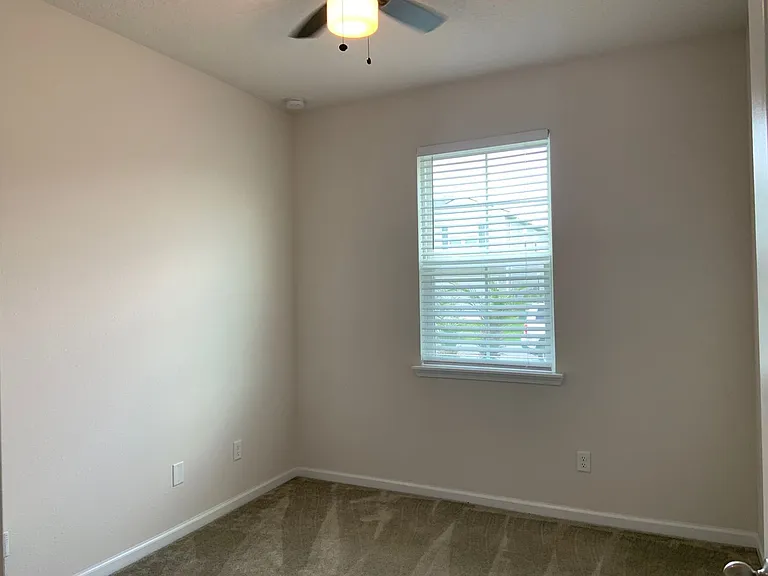 816 Redtail Ln — Photo 12