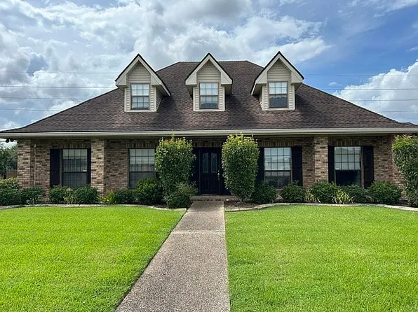 28 Anchorage Dr, Marrero, LA 70072