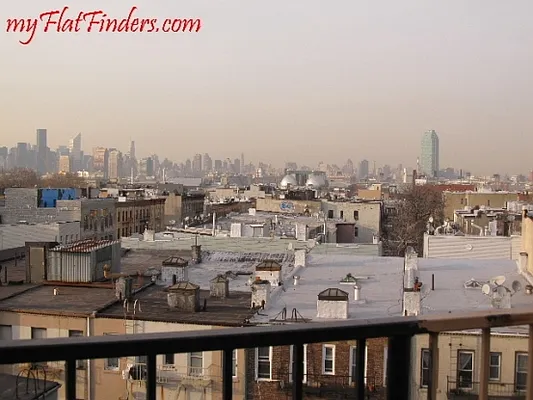 Rented by FlatFinders Realty | media 32