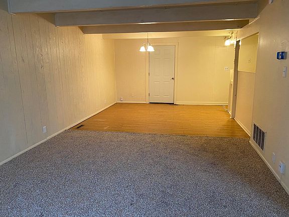 2nd image of 925 N 70th St