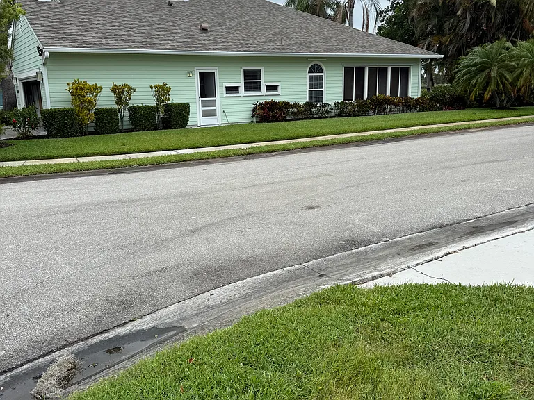 320 Garden Grove Pkwy — Photo 26