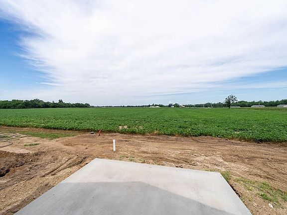 2nd image of 18277 Peregrine Dr