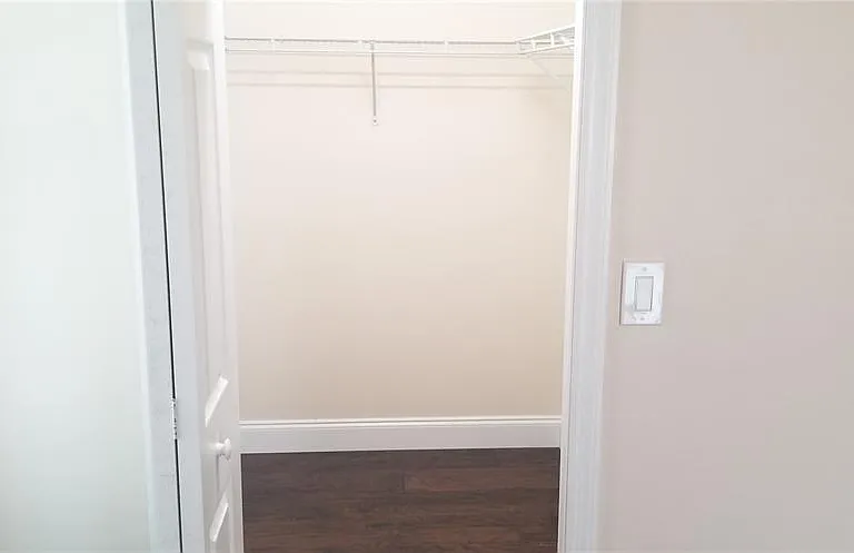568 Carrigan Ave — Photo 9