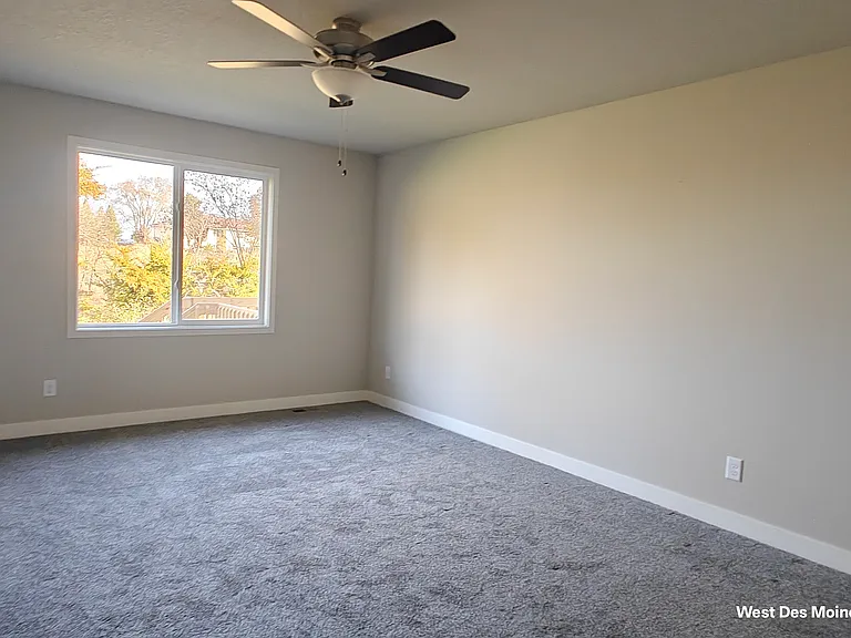 445 Napoli Ave — Photo 11