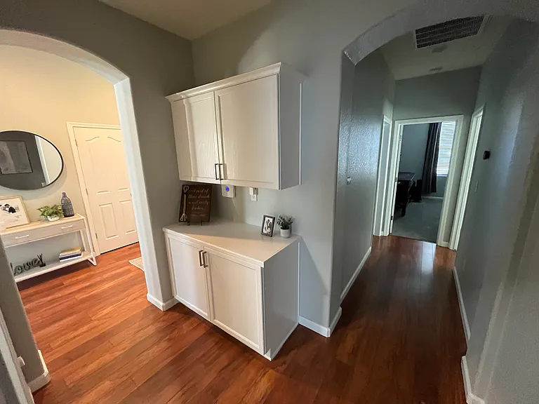 645 W Fremont Ave — Photo 9