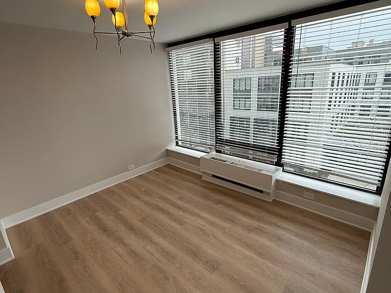 5445 N Sheridan Rd #501 — Photo 3