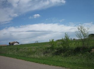 1829 Winding Trail Rd, Somerset, WI 54025