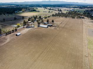 19450 Pinehurst Rd, Bend, OR 97703