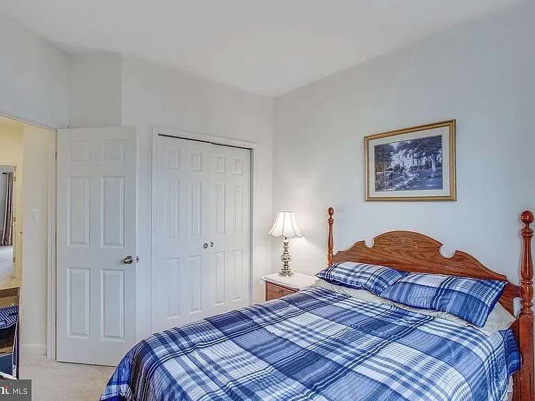 216 Apricot St — Photo 20