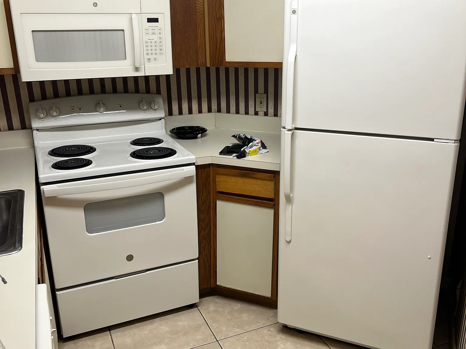 2 bed, 820 sqft, $1,450 — Photo 2