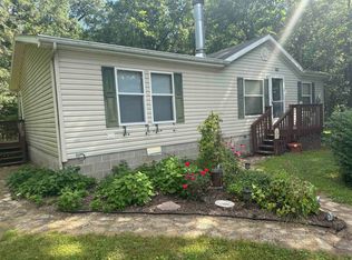 W6222 Meredith Rd, New Lisbon, WI 53950