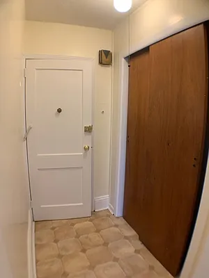 Rented by Capri Jet Realty Corp | media 18