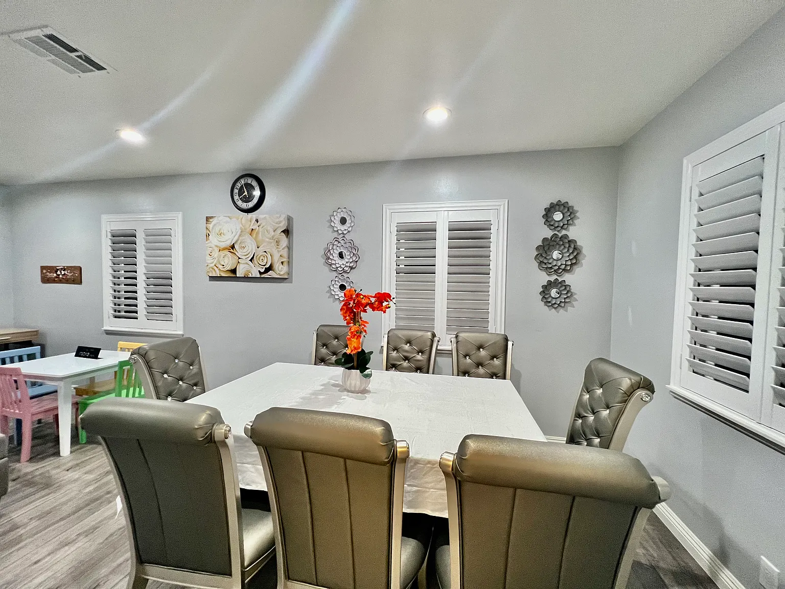 3 bed, 1029 sqft, $3,950 — Photo 4