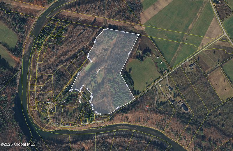 5th image of 244 Lost Valley Road