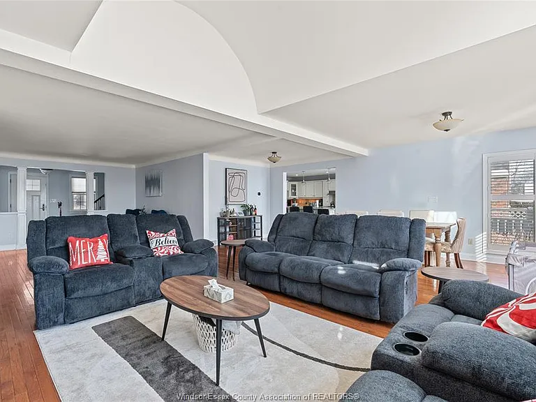 282 Rossini Blvd #UPPER — Photo 8