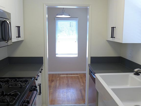 5th image of 4116 Florida St