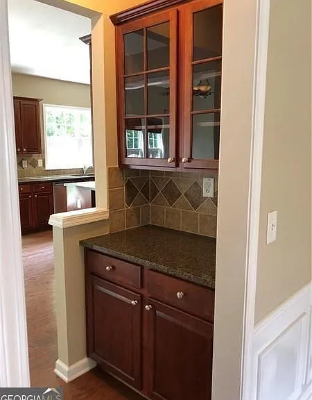 203 Revillion Way — Photo 4