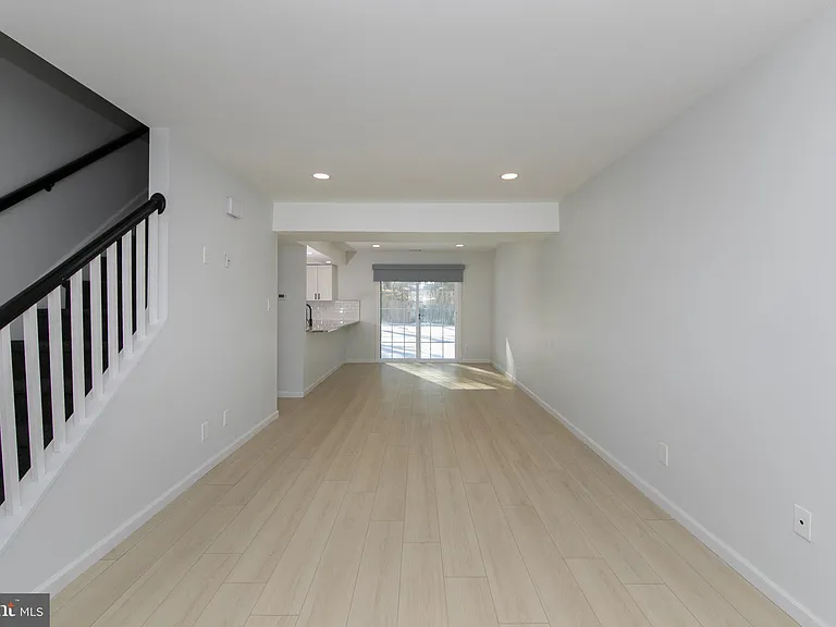 37 James Run — Photo 3