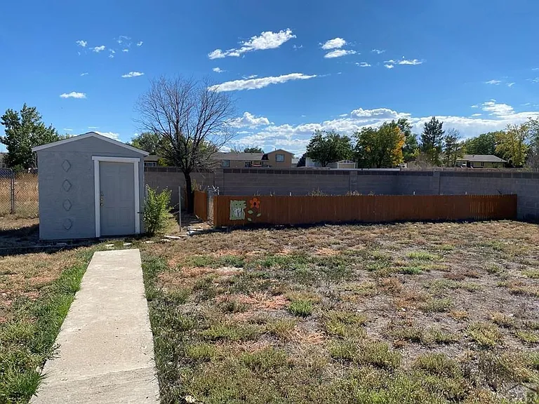 160 E Eads Dr — Photo 19