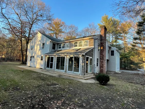 14 Beal Rd, Bridgewater, MA 02324