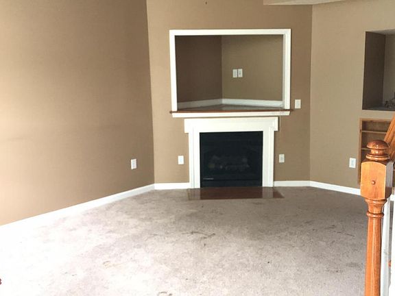 4th image of 120 Oak Dr