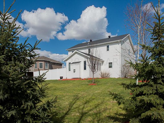4th image of 1631 Street Cir S #35